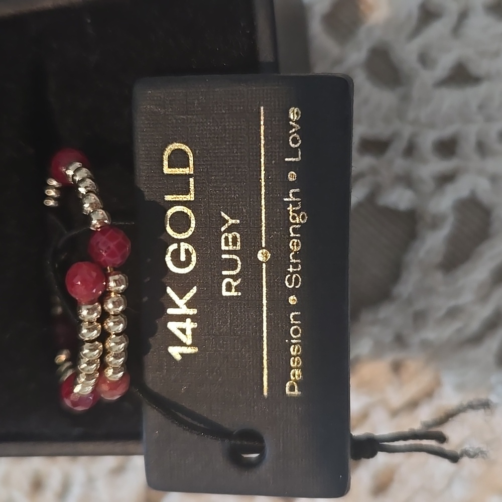 Elegant solid 14k Gold &Genuine RUBY RING.NWT. - Picture 2 of 4